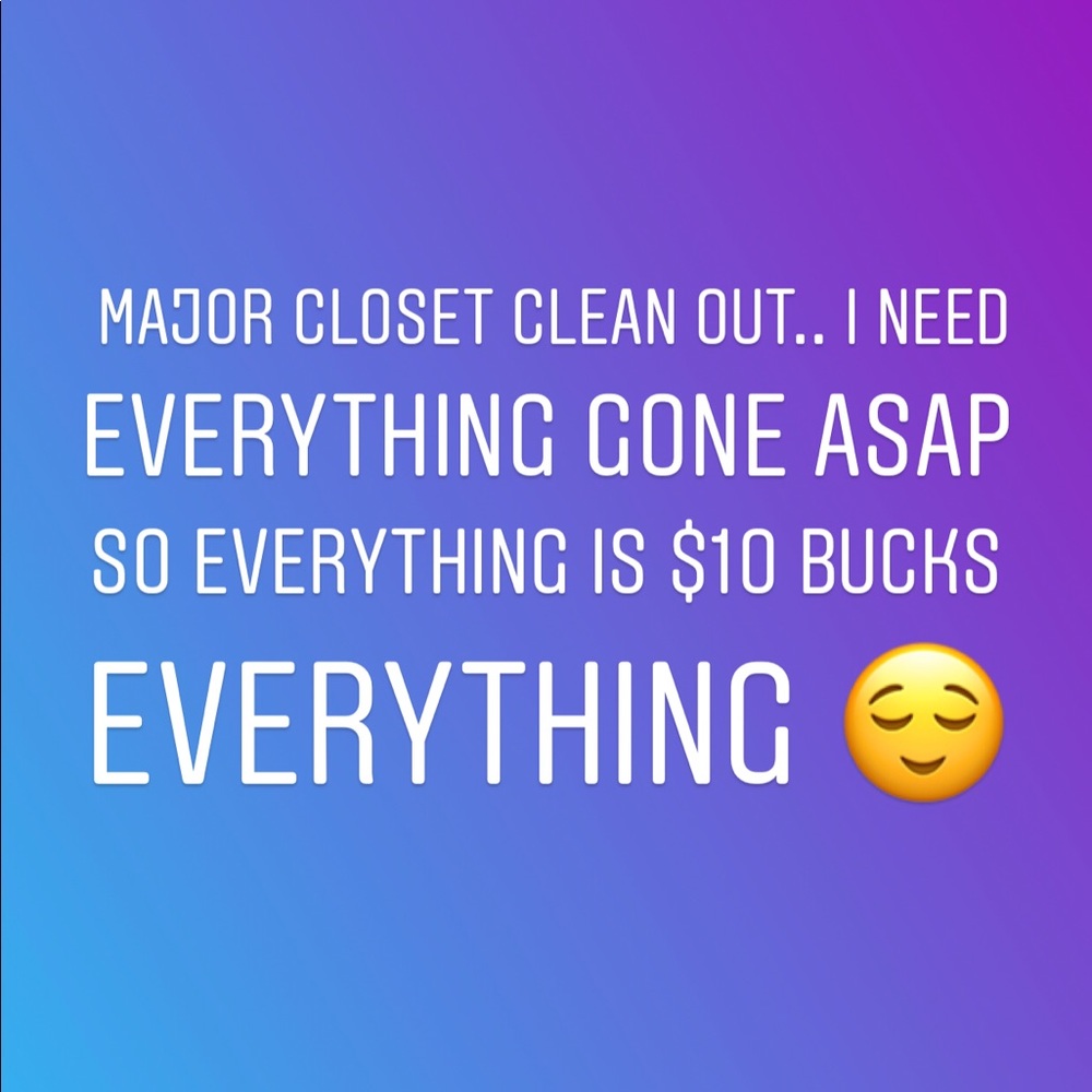 C L O S E T C L E A N O U T 👚👗🧥👠👢🥿👖